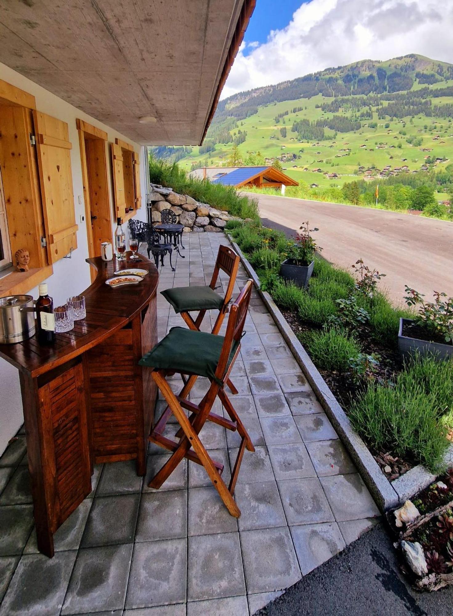 Large Deluxe Studio For 2 - Chalet Lovo Lenk Zewnętrze zdjęcie